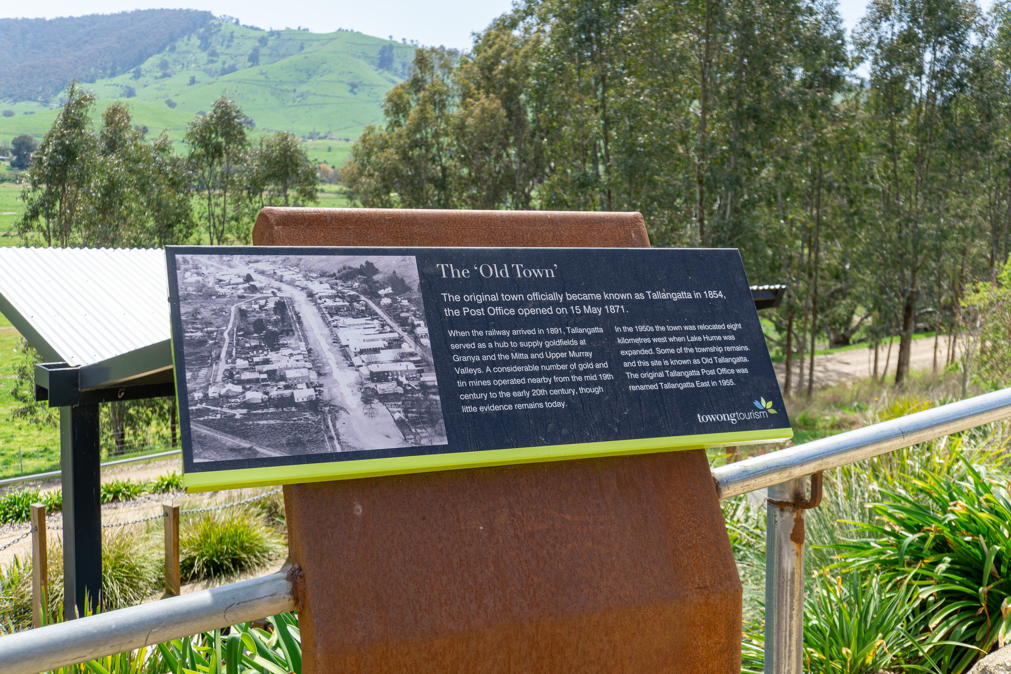 High Country Rail Trail - Tallangatta to Old Tallangatta