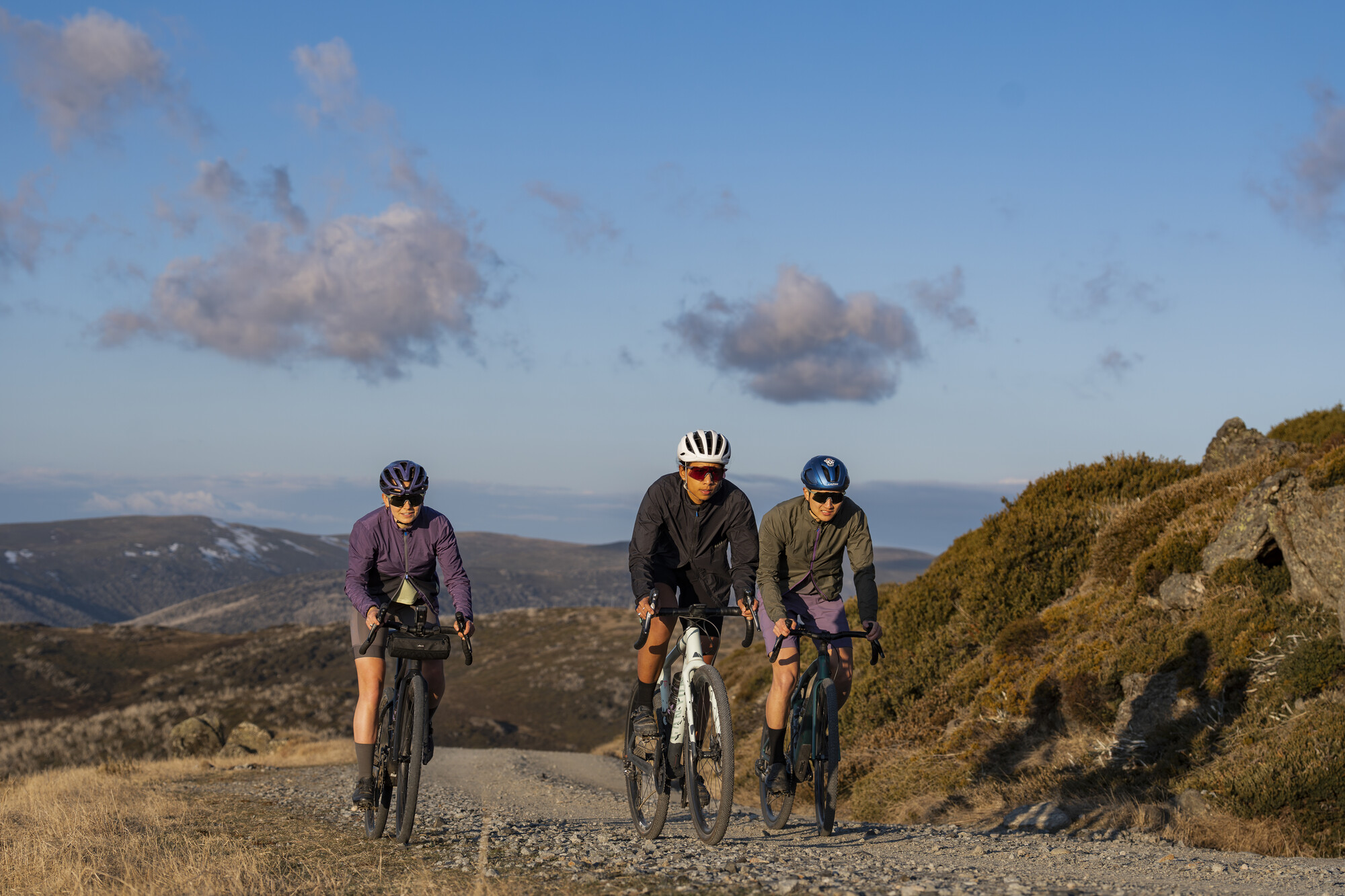 Falls Creek Gravel Routes - Forest, Mountains and Lake