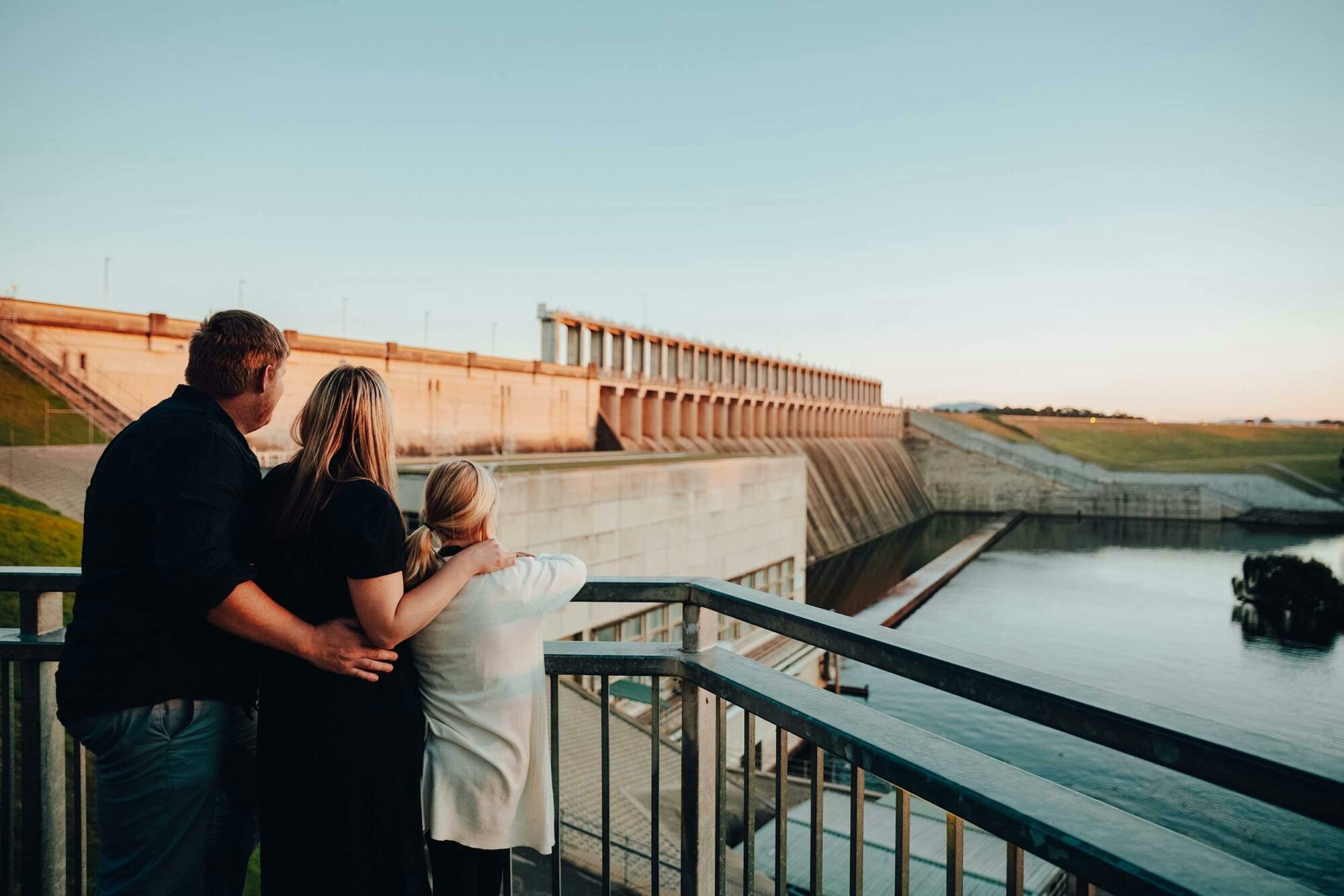 Family on viewing platform at Lake Hume Dam Wall