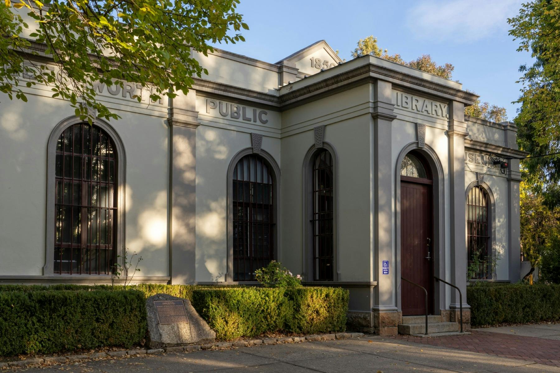 The Burke Museum Beechworth front facade from left angle