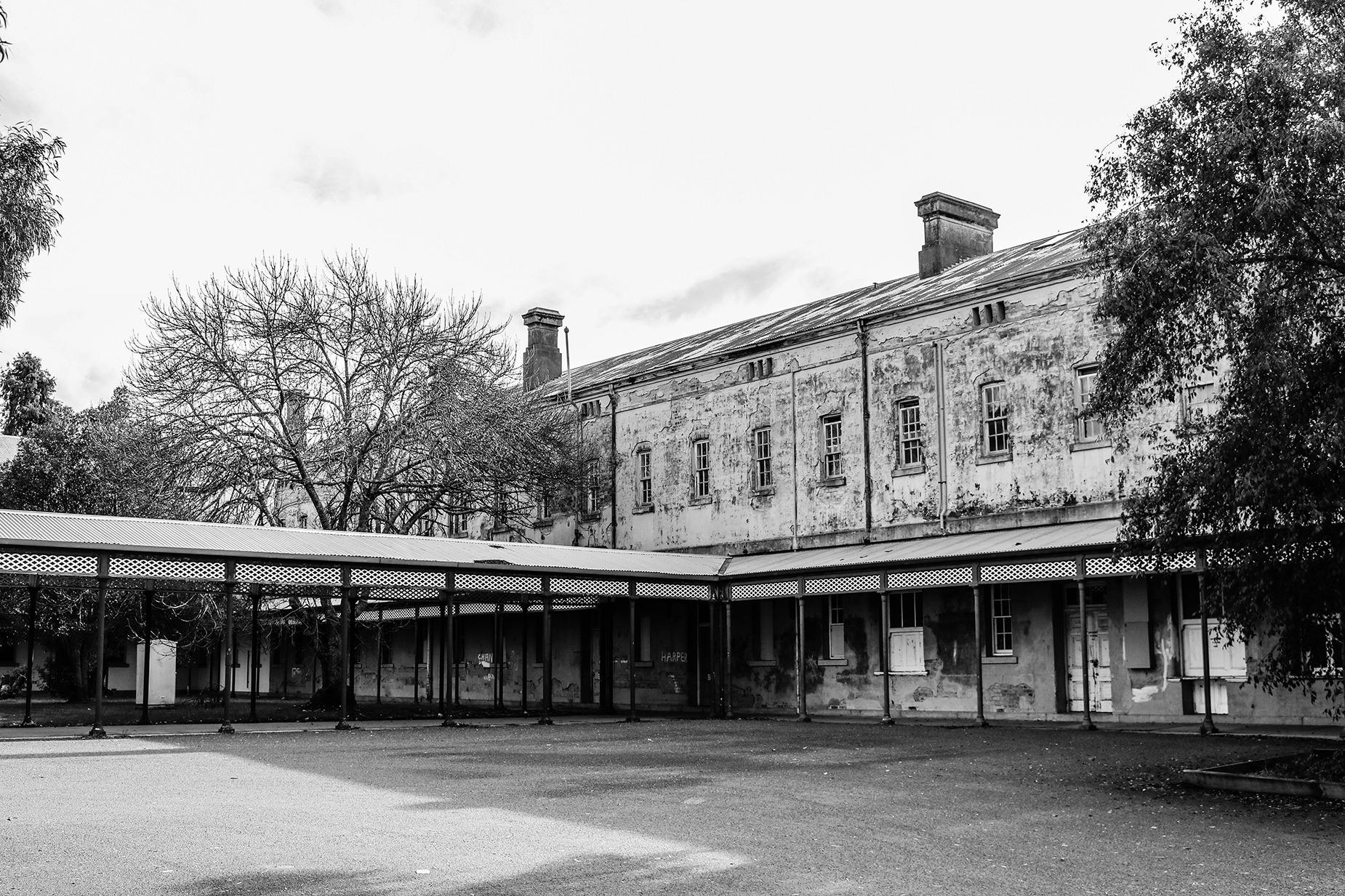 Asylum ward bordering carpark