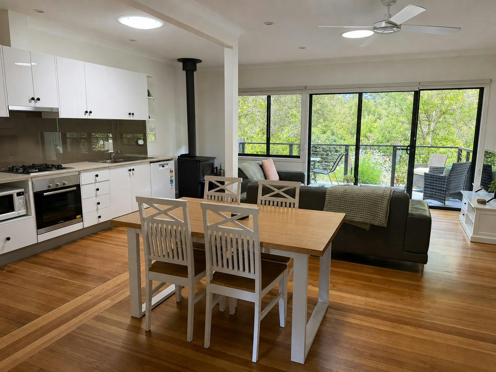 Dining and Living area Cottage 2