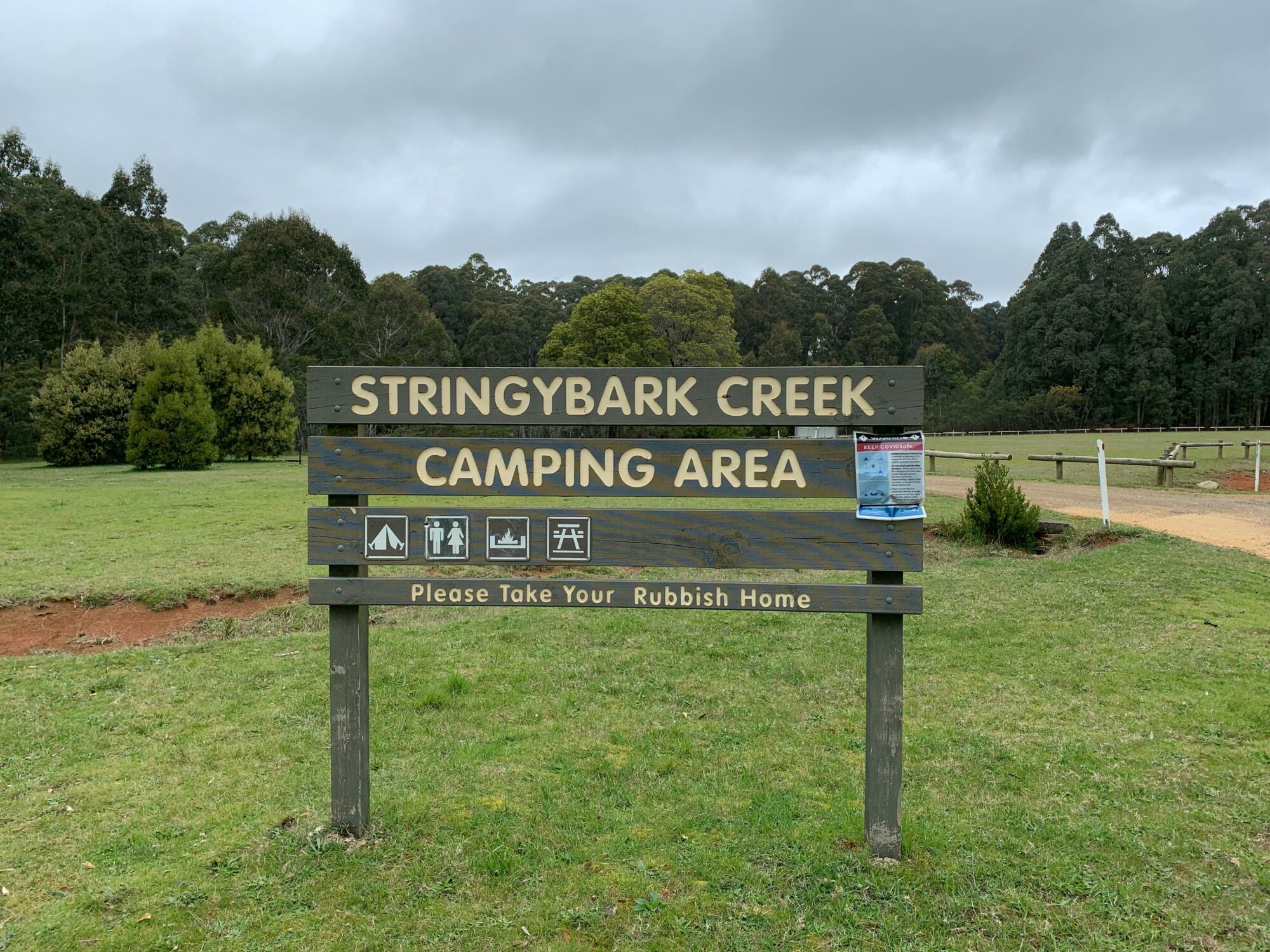 Camping is available at Stringybark Creek Camp Ground
