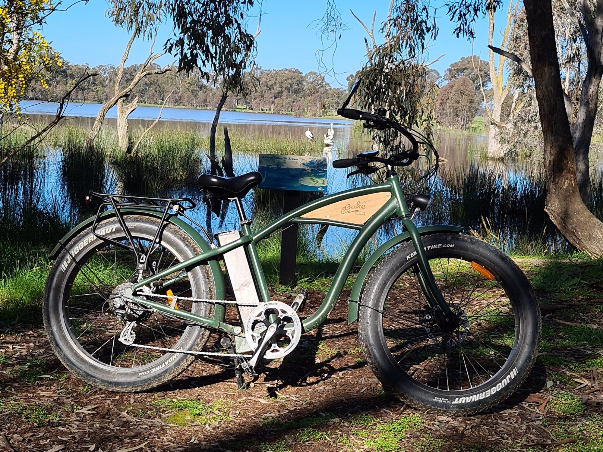 Explore the region on these bikes, riding to the Murray River