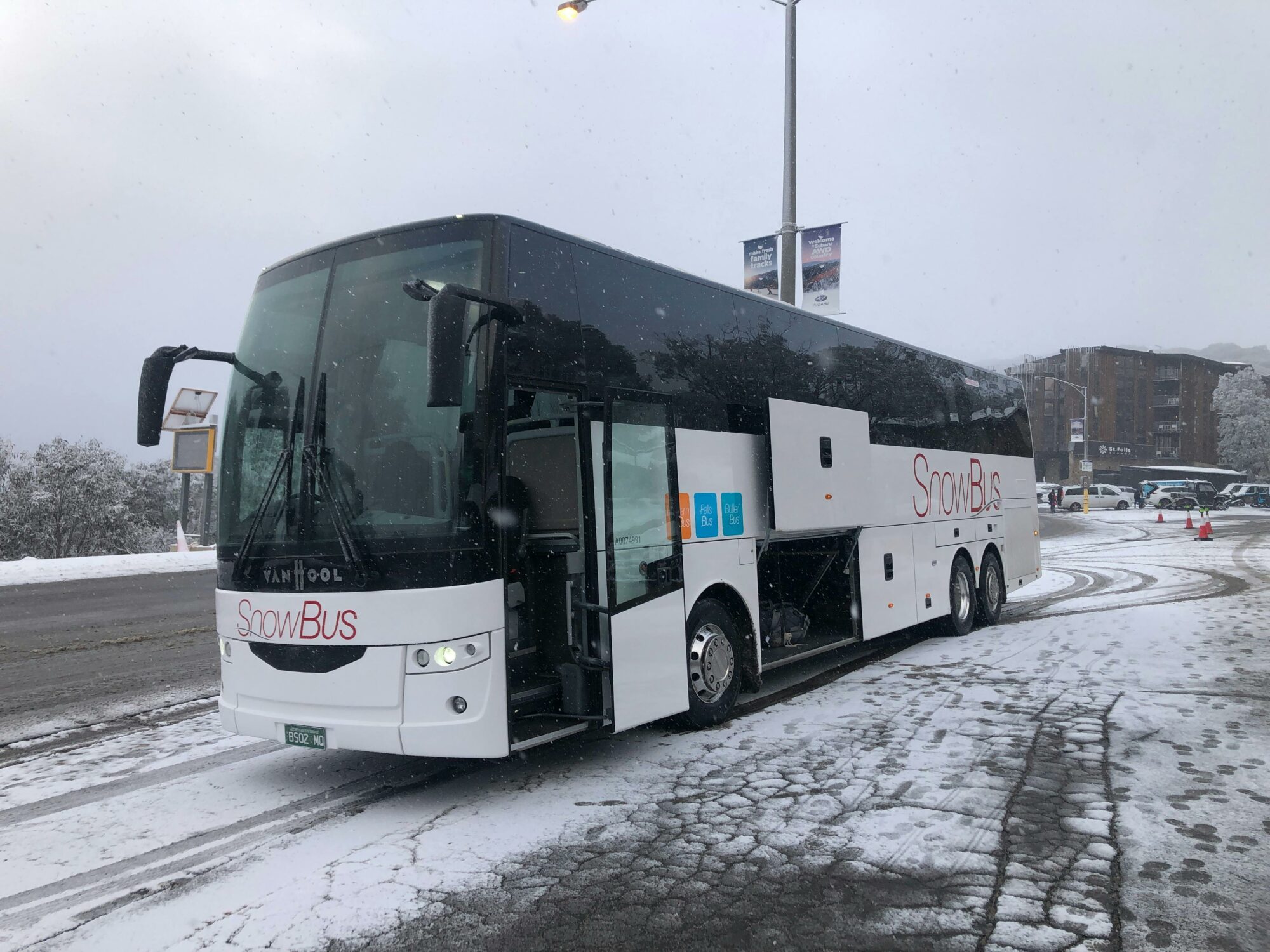 FallsBus - Daily coach transfers to Falls Creek