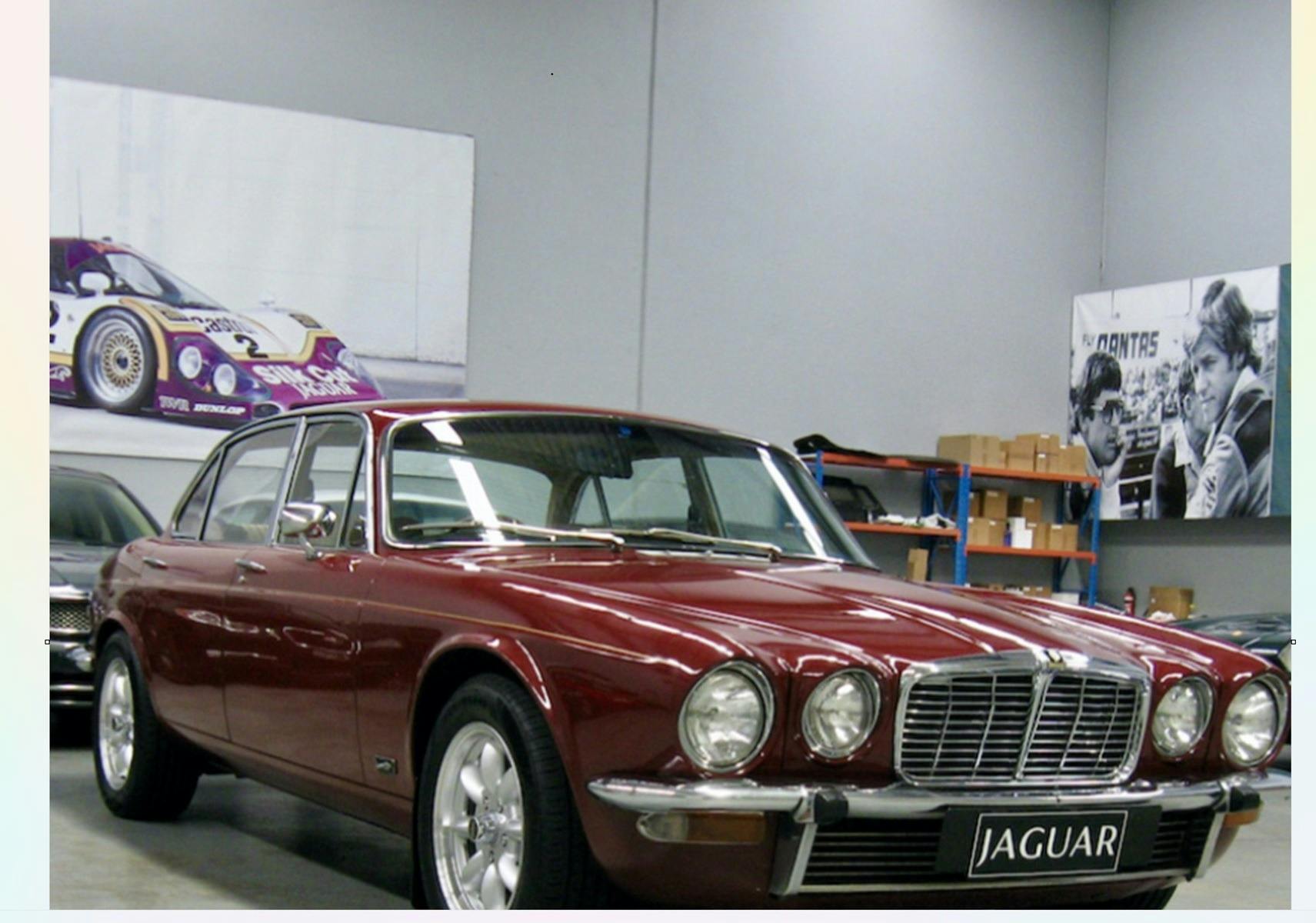 Red jaguar at Benalla Cars and Coffee