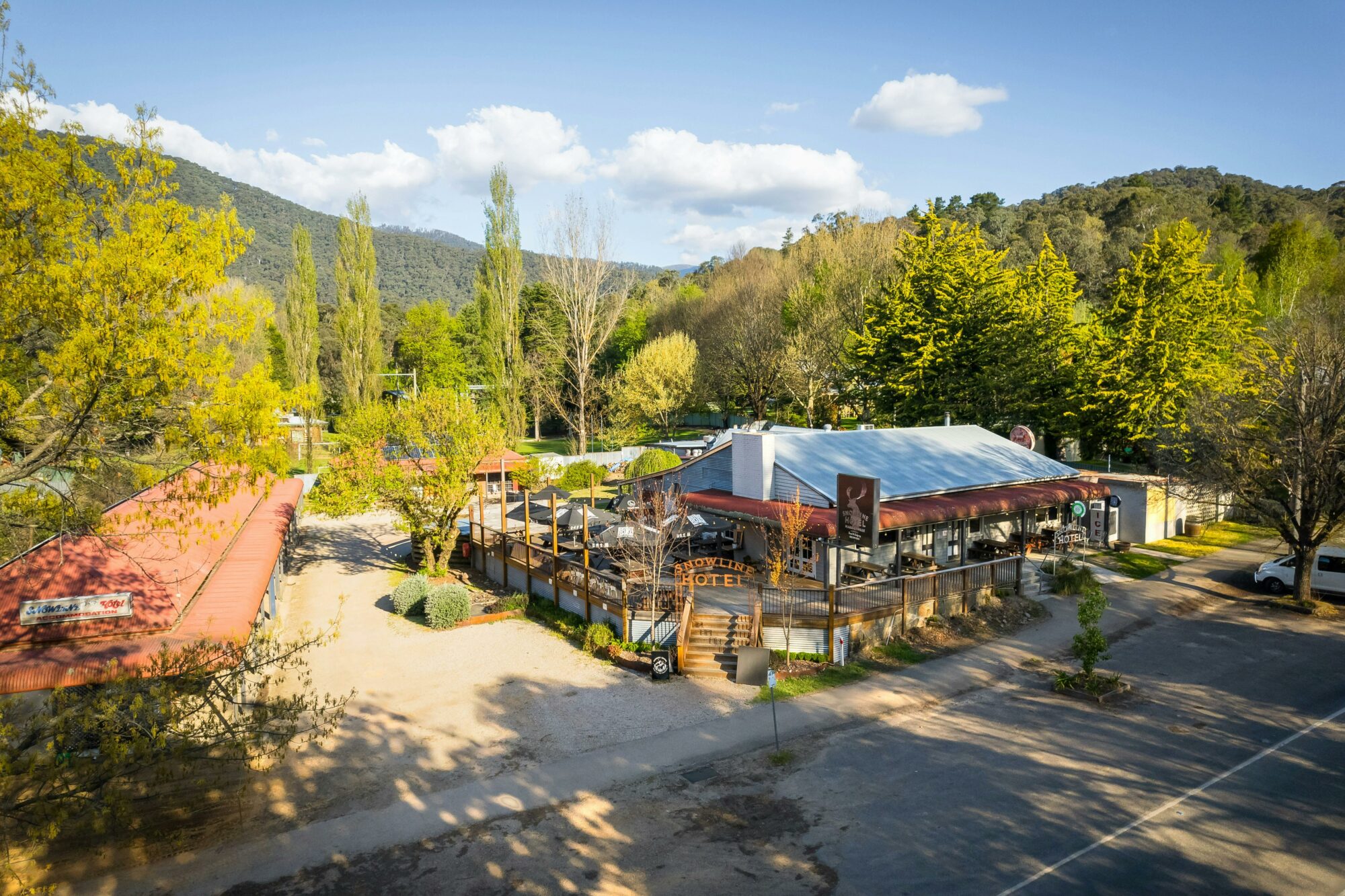 the Harrietville Snowline hotel