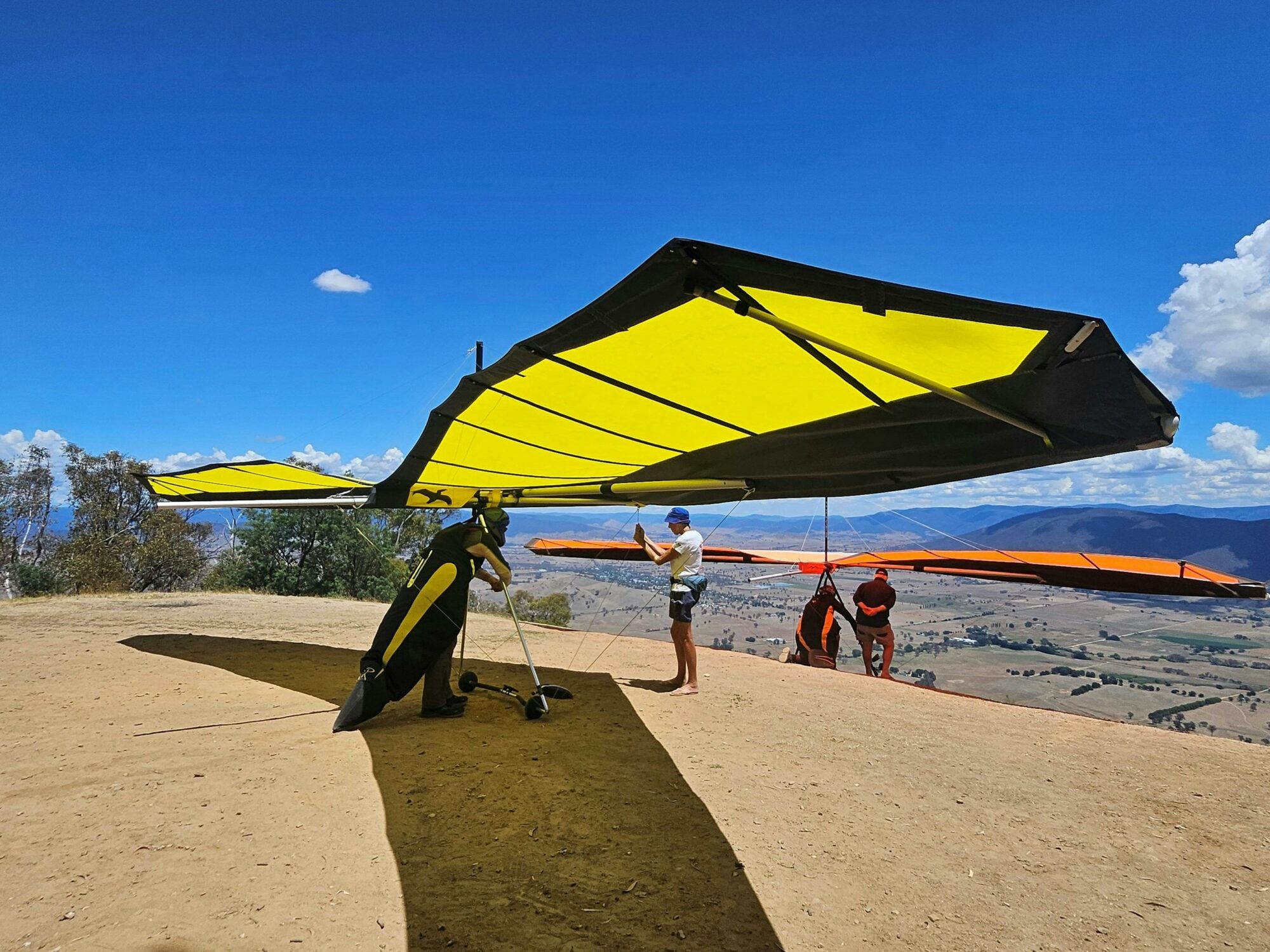 Corryong Cup Hang Gliding - January in the Upper Murray, Corryong