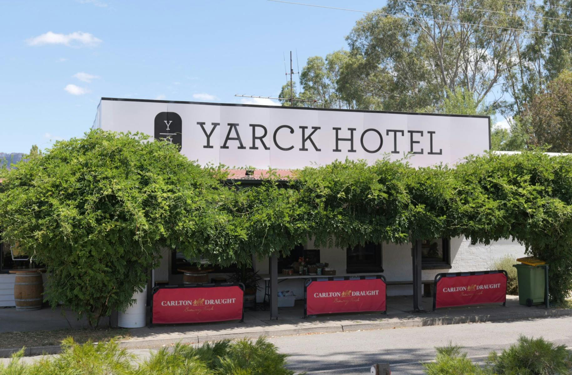 Yarck Hotel